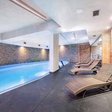 Hotel Almond Business & SPA